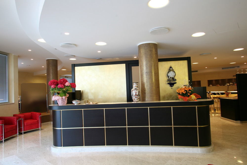 Hotel 5 Vie Альменно-Сан-Сальваторе Экстерьер фото